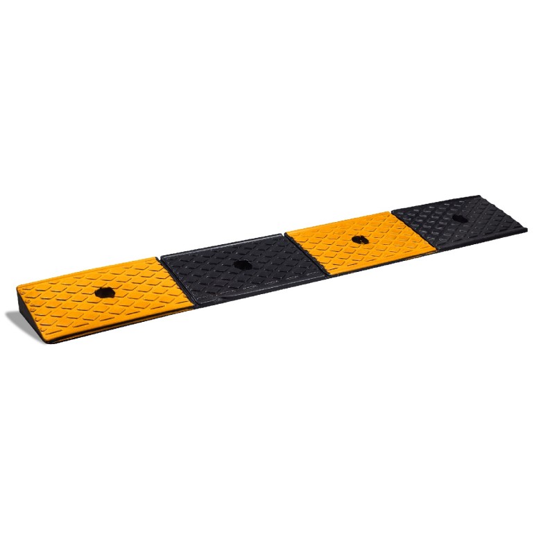 Rampe de Seuil en Caoutchouc 4cm – Accès fauteuil roulant, PMR & portes