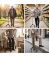 Canne de marche quadripode orthopédique Drive assurant une grande stabilité aux seniors.