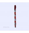 Réglage d'une canne de marche pour femme rouge et élégante, motif féminin fleurs de coquelicot.