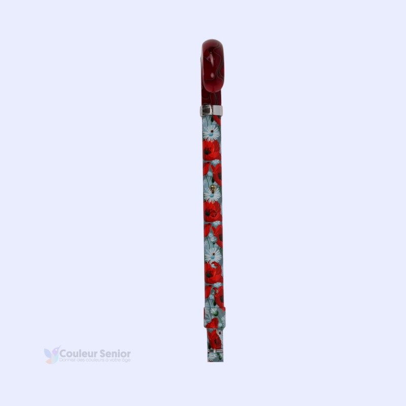 Réglage d'une canne de marche pour femme rouge et élégante, motif féminin fleurs de coquelicot.