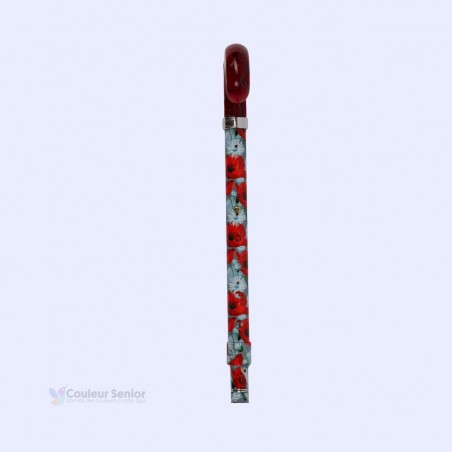 Réglage d'une canne de marche pour femme rouge et élégante, motif féminin fleurs de coquelicot.