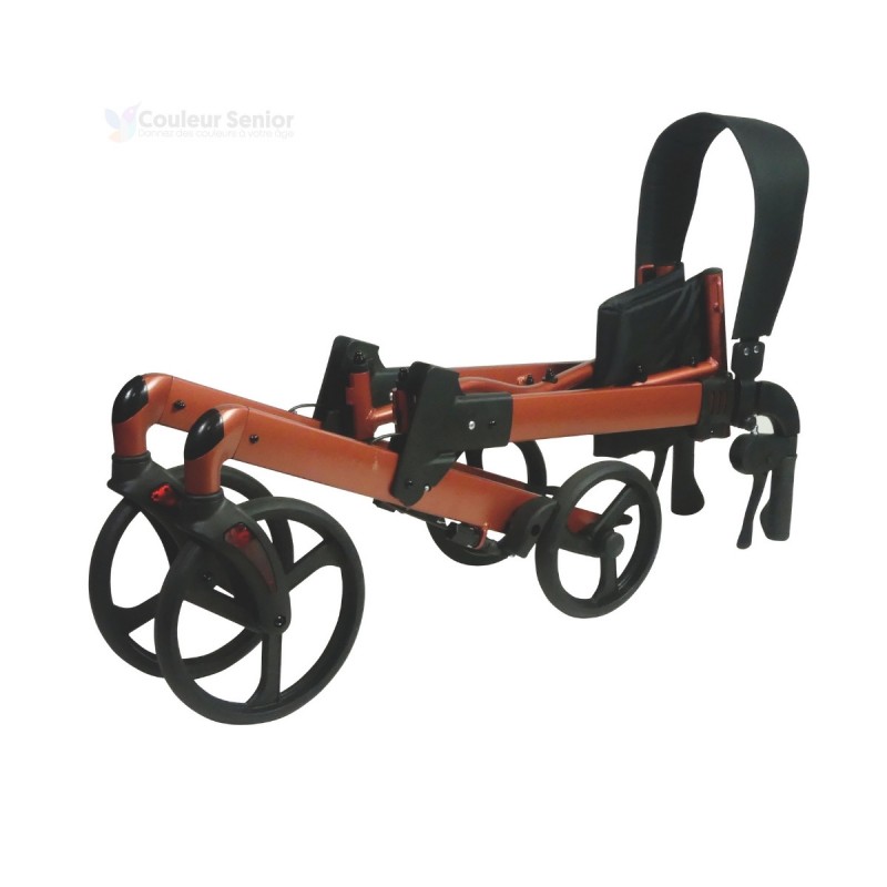 Le déambulateur extérieur pliable Neo Fold terracotta est très stable pour la sécurité des seniors.