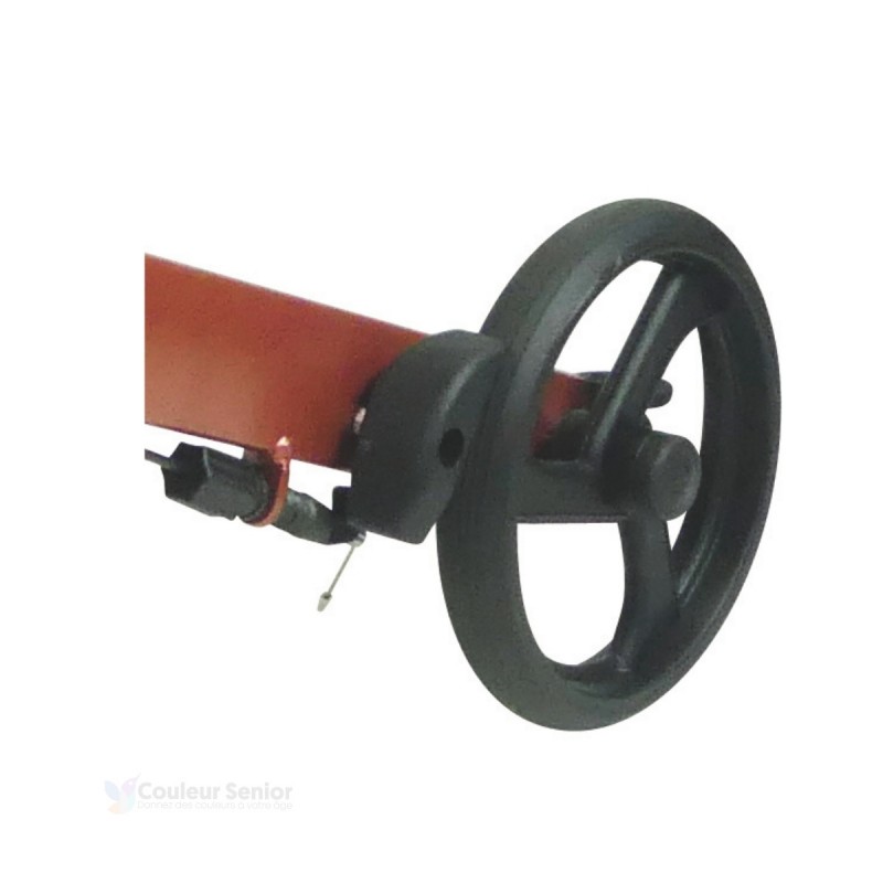 Déambulateur à 4 roues terracotta Neo Fold, robuste avec un excellent rapport qualité-prix.