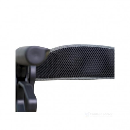 Déambulateur 4 roues Neo Light (136 kg) inclut un porte-canne et un porte-bouteille.
