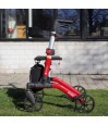 Déplacement autonome avec le rollator Brooklyn rouge Quun, un choix abordable et très pratique.
