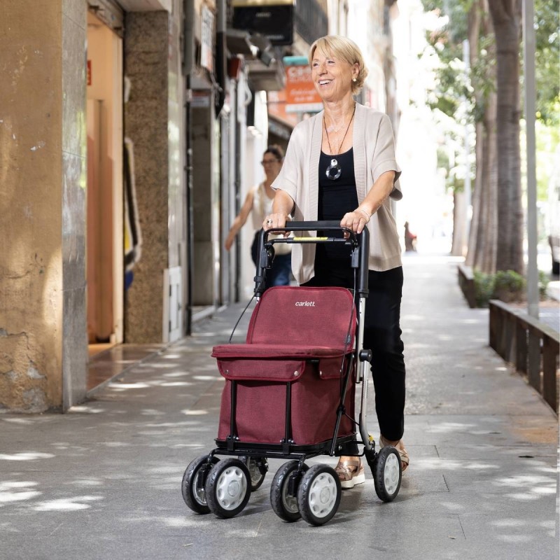 Le rollator Lett900 en situation de courses urbaines : l'allié parfait pour vivre en autonomie.