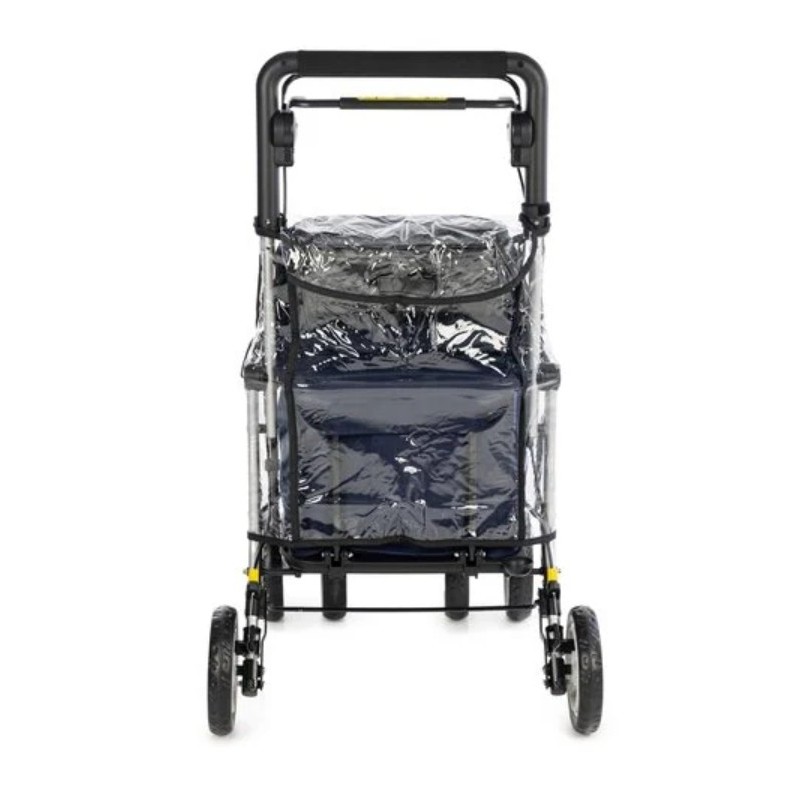 Housse de pluie installée sur le rollator Lett900. Mise en place facile par une personne âgée.