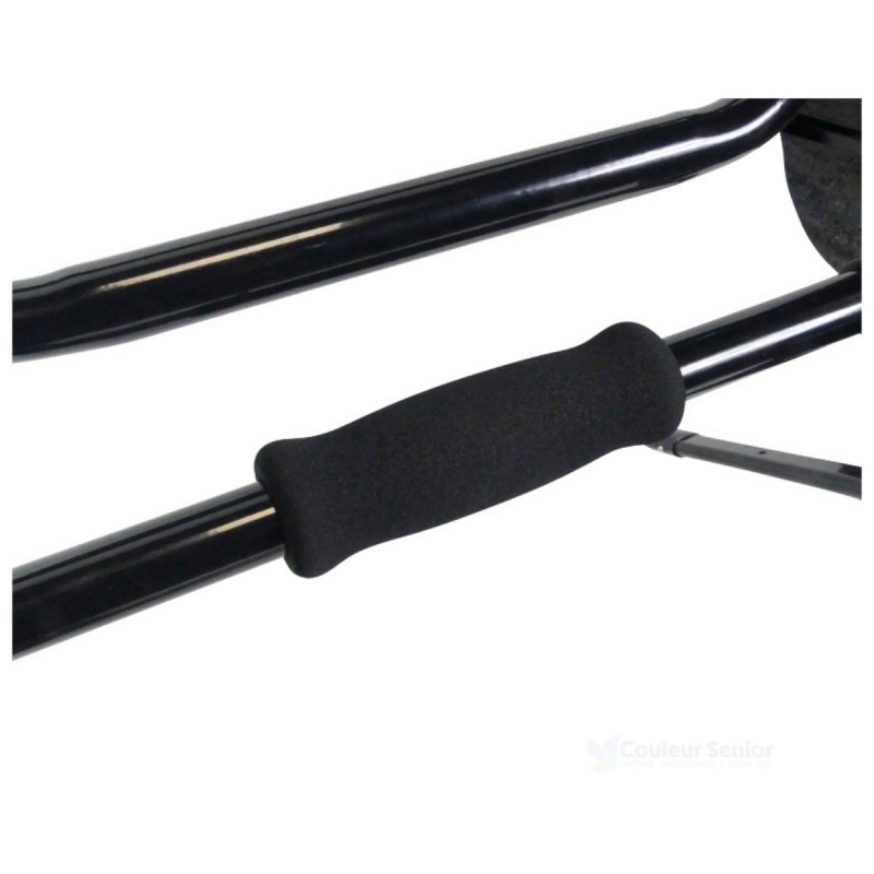 Détail poignée mousse noire ergonomique barrière de lit pour appui confortable au lever