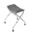 Tabouret de douche gris  pliable antidérapant en aluminium, réglable en hauteur, idéal pour les seniors.