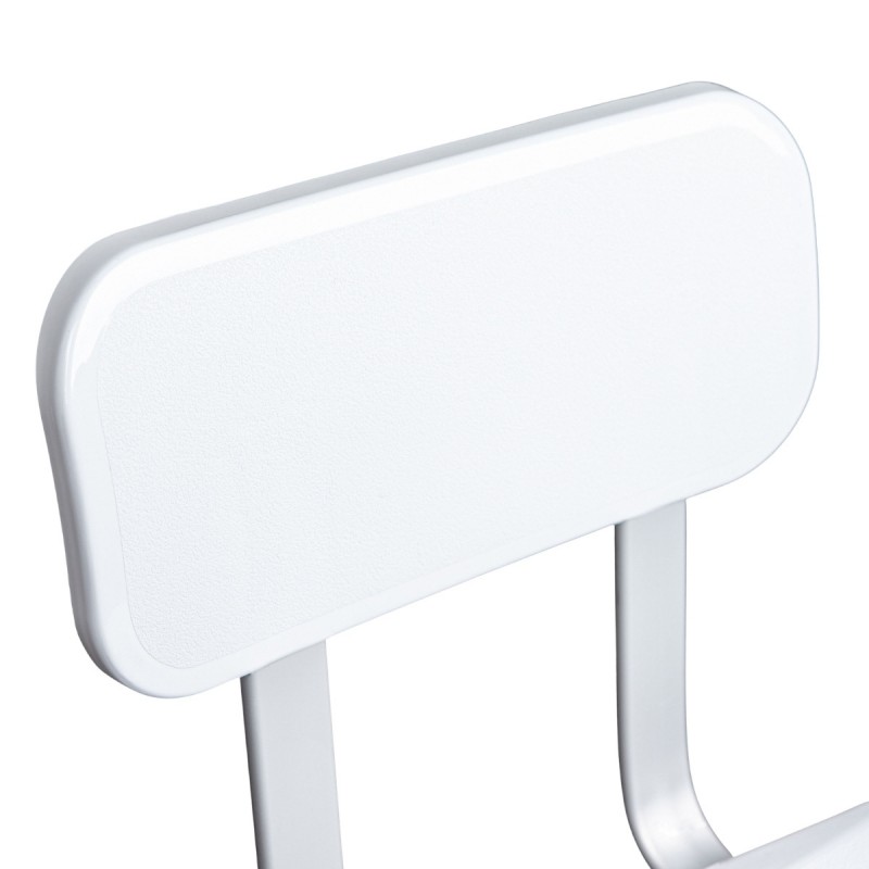 Zoom sur le dossier ergonomique blanc du tabouret de douche pour un maintien optimal.