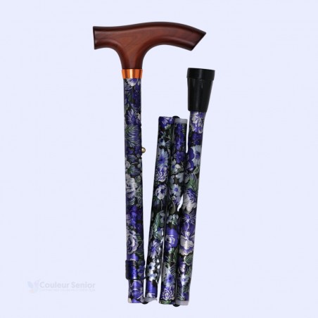 Modèle floral pliant rangé. Une merveilleuse idée de cadeau remboursable pour une femme senior.