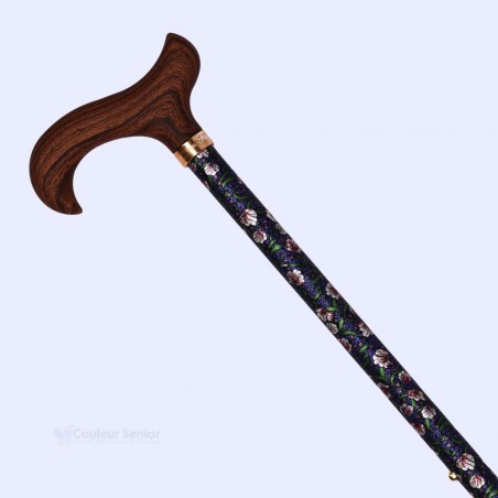 Vue en diagonale de la canne de marche réglable Lotus de Nuit, motif floral violet. Idéal pour offrir comme cadeau.