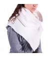 Châle blanc 2 en 1 tour de cou maille molletonnée polyester femme format triangulaire généreux protection nuque cou froid hiver